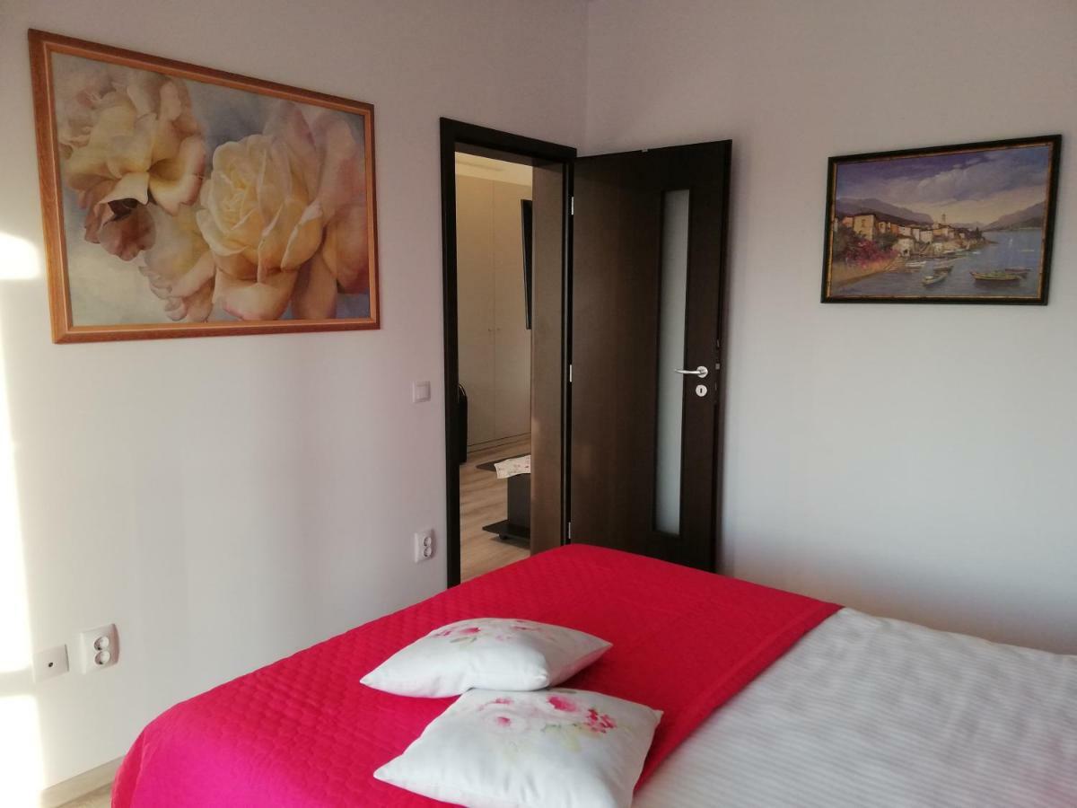 Kolonaki Domus Apartment ヤシ エクステリア 写真